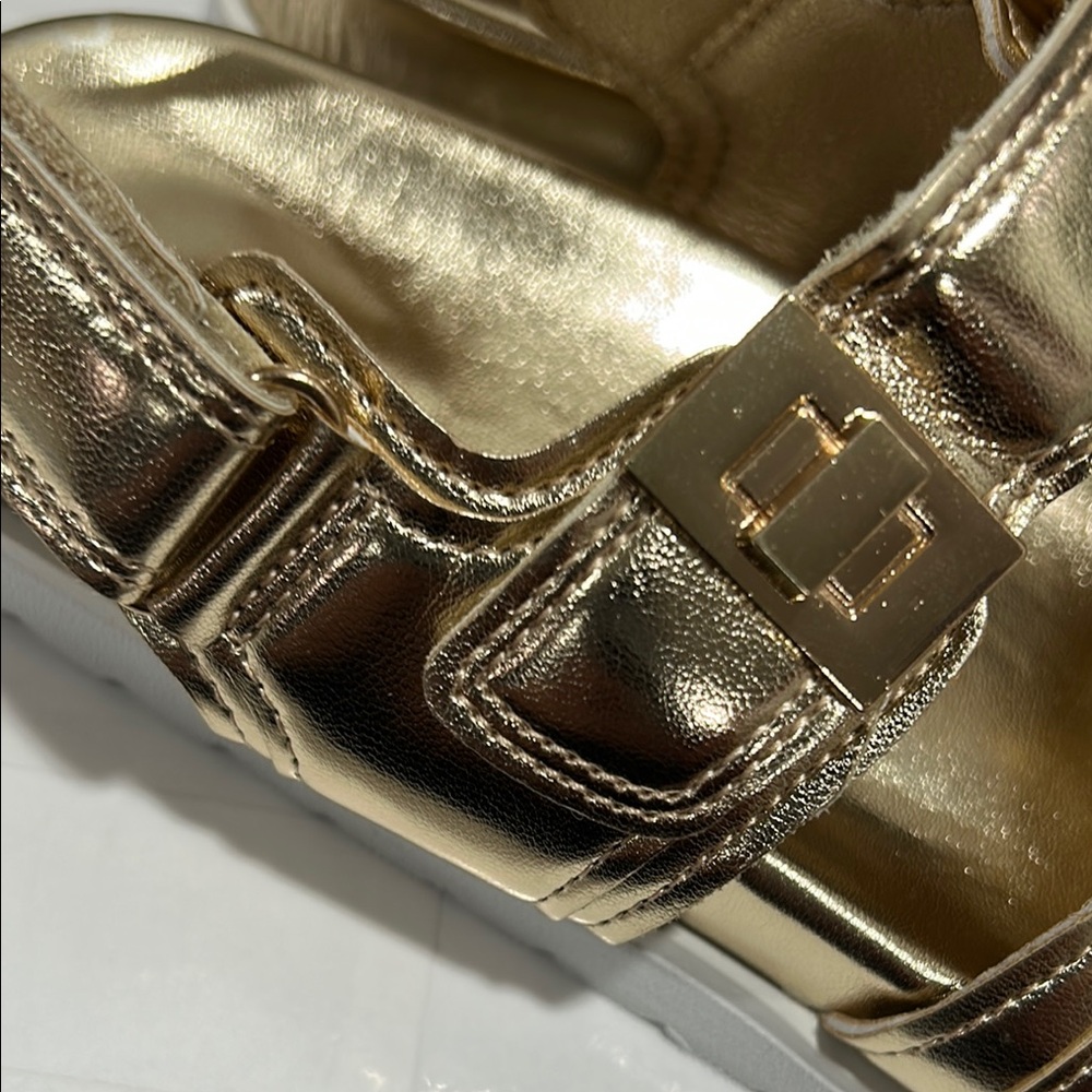 Modatope women’s Gold flat Sandals NWT size 8.. - Picture 8 of 12